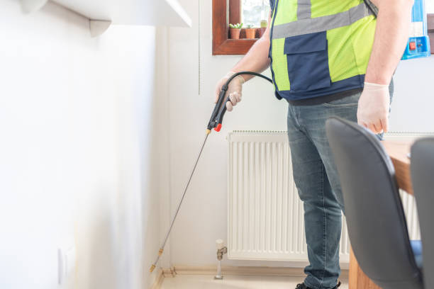 Best Mosquito Control Services  in Holcom, KS